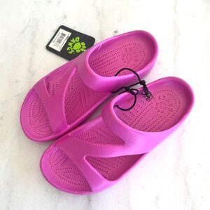 DAWGS Women’s Z Sandals Size 6 - Hot Pink NEW NWT